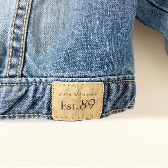 The Children’s Place Color Distressed Jean Jacket Faux Buttons Really Snaps - Picture 6 of 10